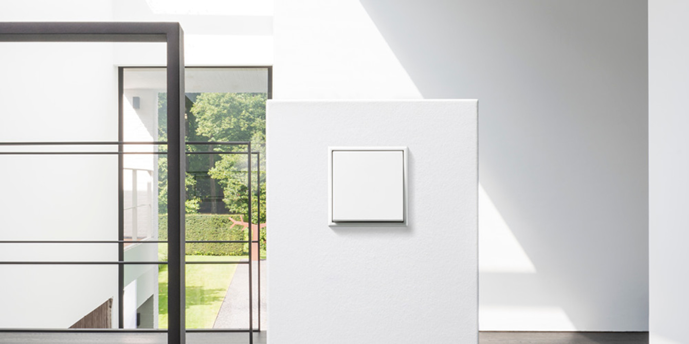 JUNG Schalterprogramme bei Mario & Fritz Klees Elektroinstallations GmbH in Wiesbaden